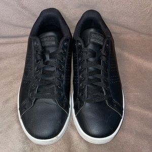 Adidas Men’s Cloadfoam Advantage Clean Sneakers  Size 7.5 color Black/White